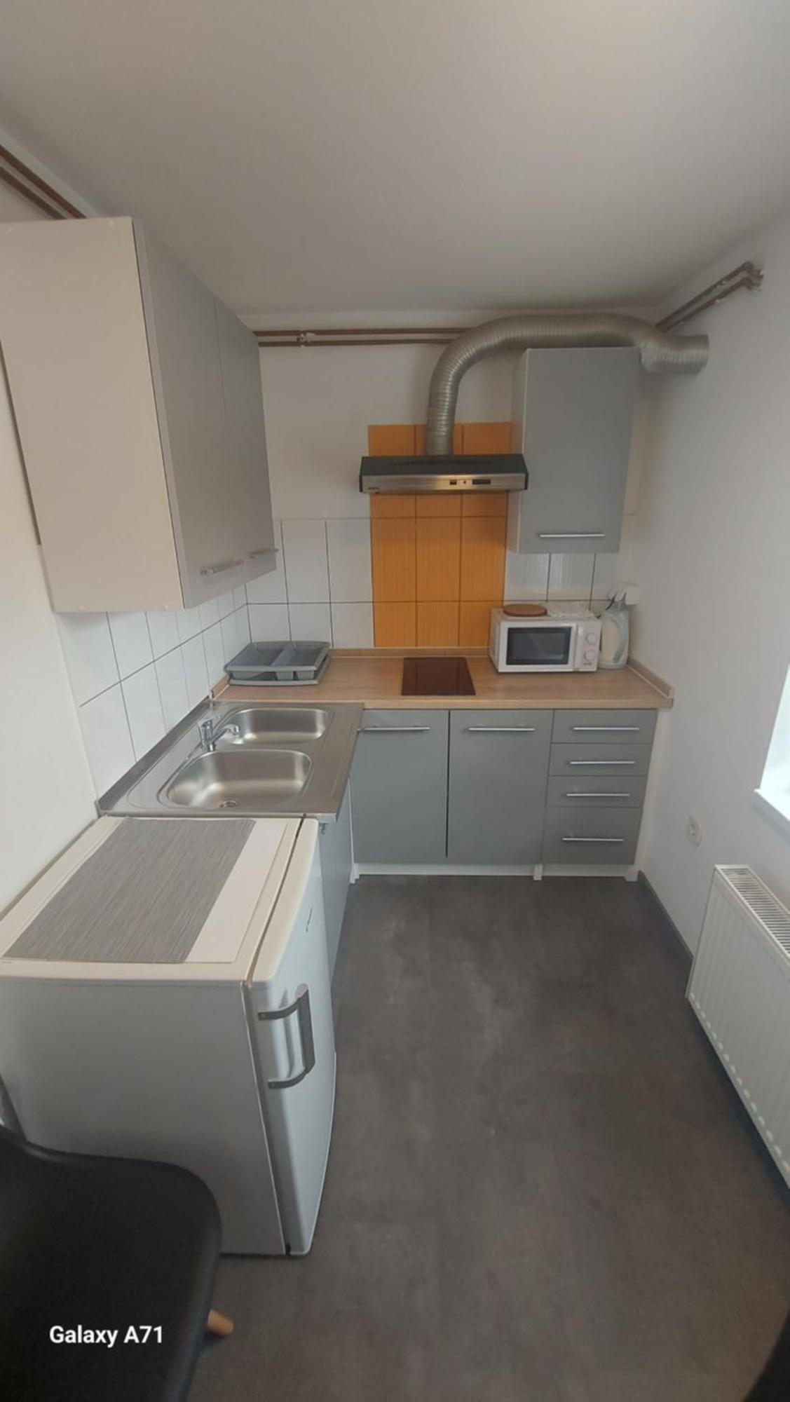 Sweet Apartments With Free Private Parking Liubliana Exterior foto