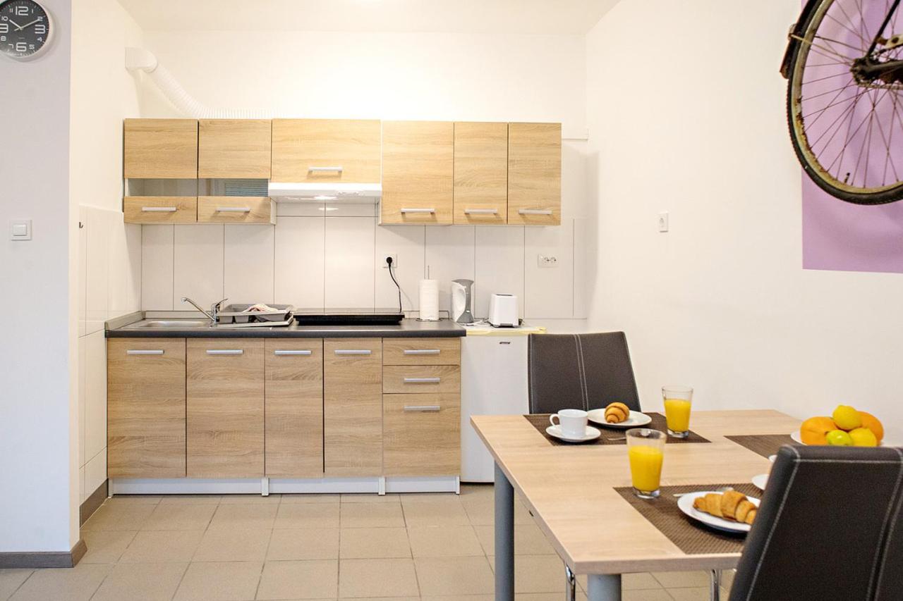 Sweet Apartments With Free Private Parking Liubliana Exterior foto